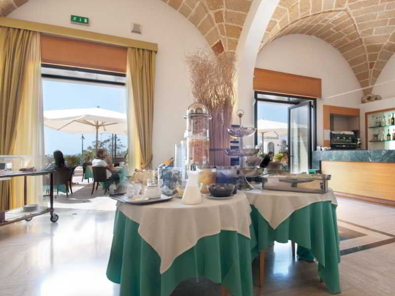 Grand Hotel Mediterraneo ซานตา เชซาเรอา แตร์เม ภายนอก รูปภาพ