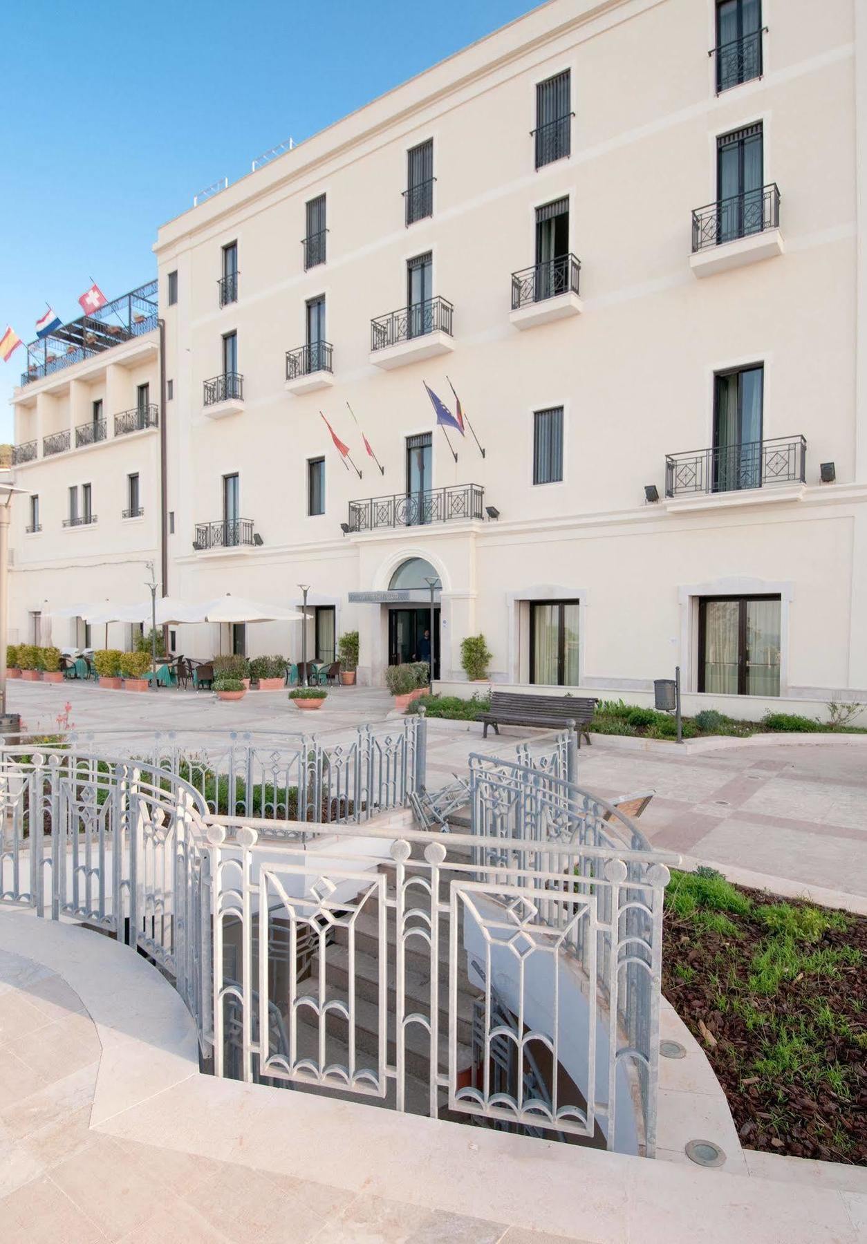 Grand Hotel Mediterraneo ซานตา เชซาเรอา แตร์เม ภายนอก รูปภาพ
